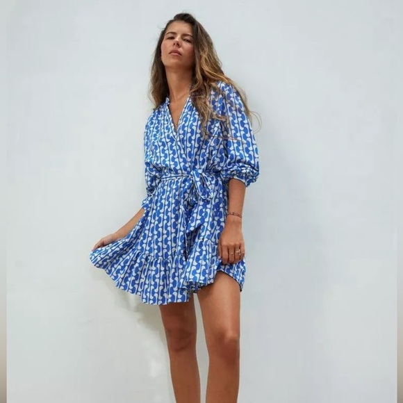Zara  Paula Blue print Puff Sleeve Mini Dress Blogger Favorite Feminine Flowy - Picture 1 of 8